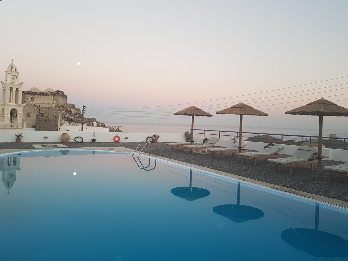 Thira'S Dolphin Aparthotel Akrotírion Exterior foto